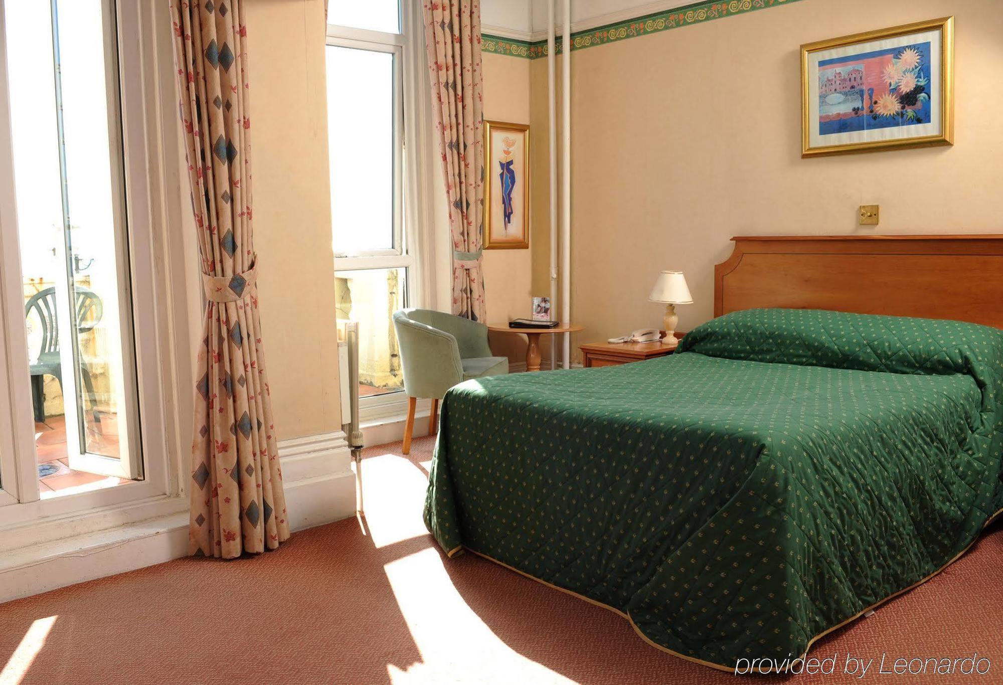 The Kingsway Hotel - Worthing Dış mekan fotoğraf